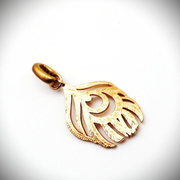 KENDRA SCOTT NWT Color Bar Feather Charm Bangle Bracelet in Antique Rose Gold - Picture 4 of 5